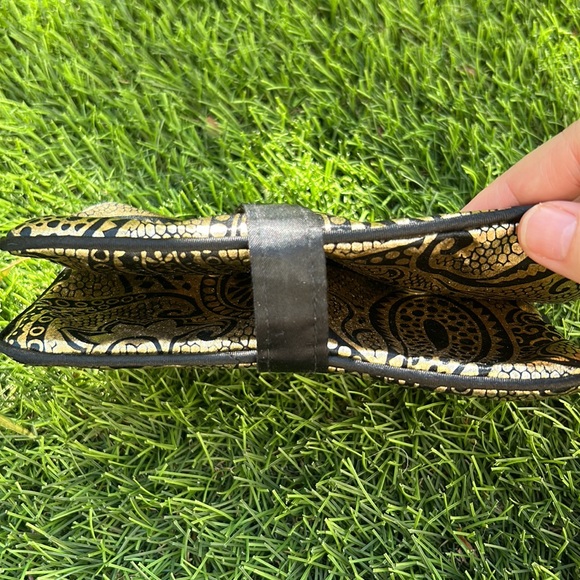 Maggie B clutches - Picture 4 of 7